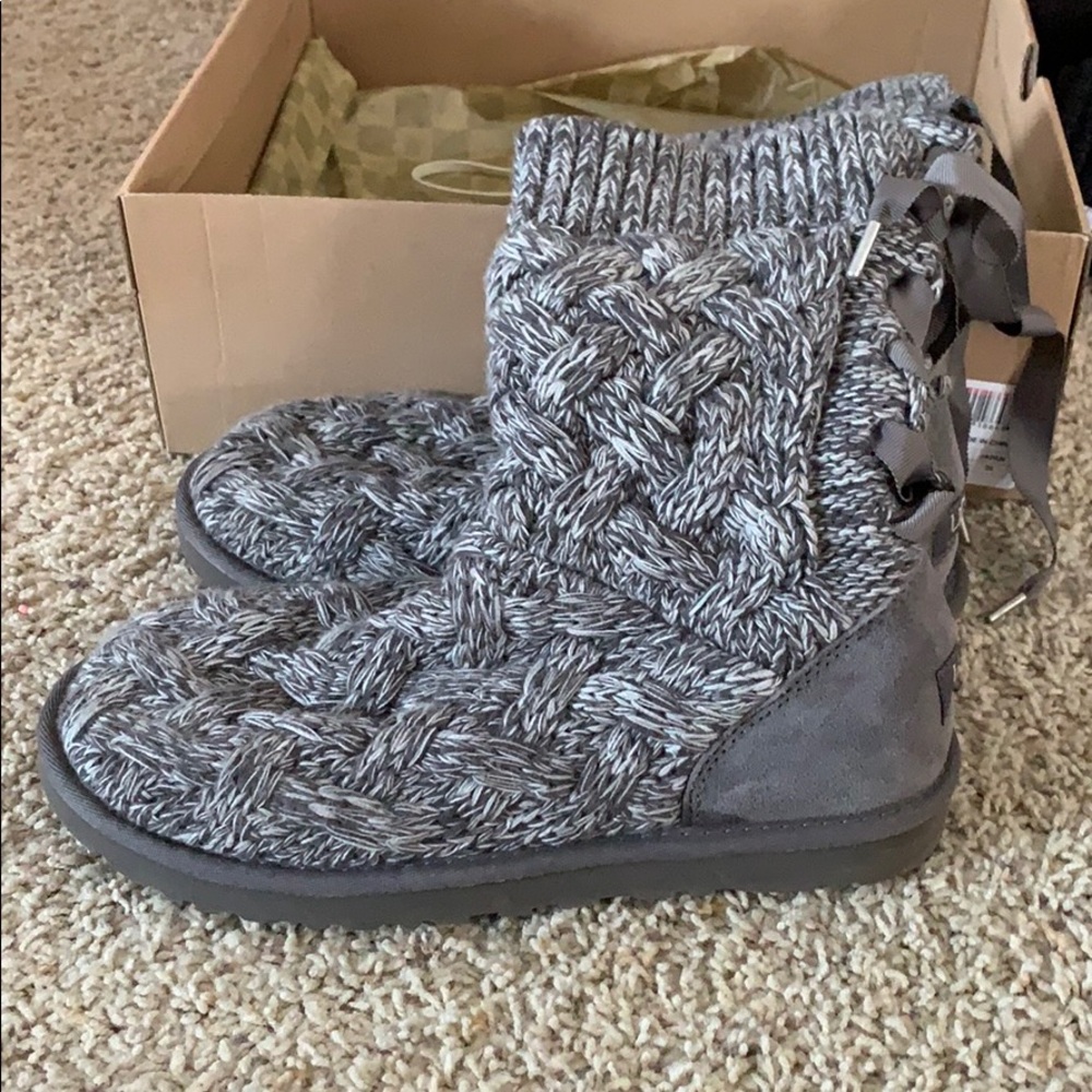 Grey Isla knot UGG boots.